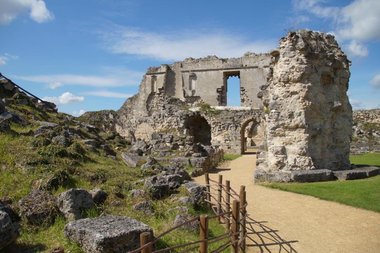 Location A Coucy Le Chateau Kültér fotó