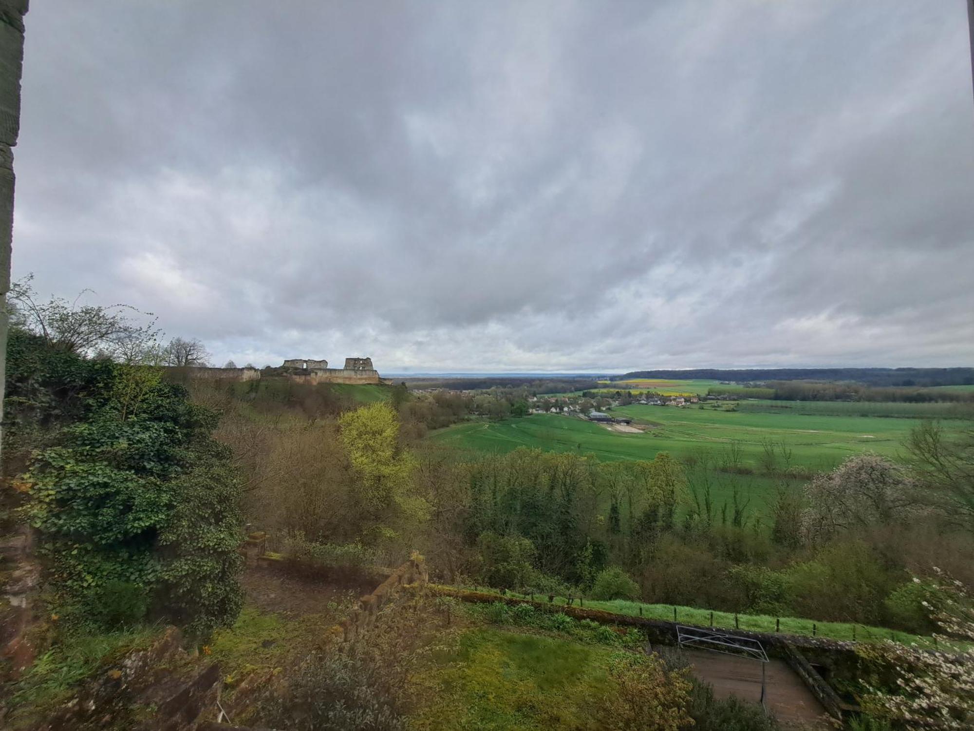 Location A Coucy Le Chateau Kültér fotó